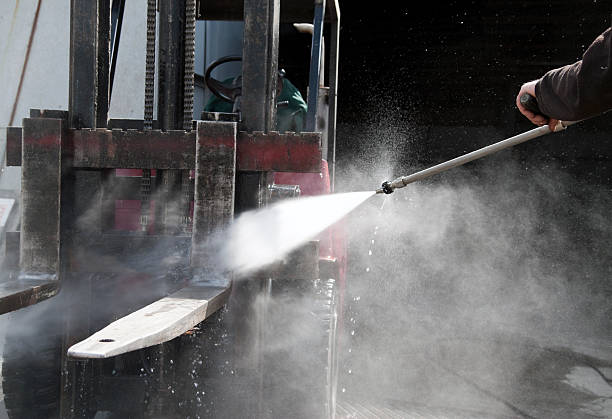 Best Commercial Building Pressure Washing  in Cupertino, CA